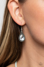 Load image into Gallery viewer, Paparazzi's Casanova Clique - Blue Urban necklace