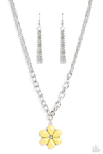 Load image into Gallery viewer, Paparazzi's Dazzling Dahlia - Yellow necklace