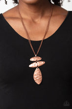 Load image into Gallery viewer, Paparazzi's Monochromatic Model - Copper necklace
