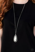 Load image into Gallery viewer, Paparazzi's The Royalty Coronation - White necklace