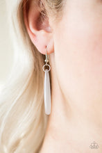 Load image into Gallery viewer, Paparazzi's Roaring Riviera - Silver necklace