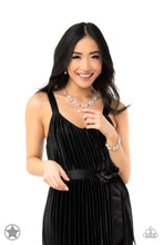 Load image into Gallery viewer, Paparazzi's Hollywood Hills - White necklace (Blockbusters)