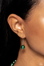 Load image into Gallery viewer, Paparazzi's Manhattan Mongul - Green Pearl Necklace
