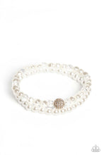 Load image into Gallery viewer, Paparazzi's Countess Cutie - Gold Pearl bracelet
