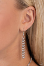 Load image into Gallery viewer, Paparazzi's Blooming Practice - Purple necklace
