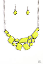 Load image into Gallery viewer, Paparazzi's Energetic Embers - Green necklace
