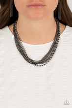 Load image into Gallery viewer, Paparazzi's Free to CHAINge My Mind - Black necklace

