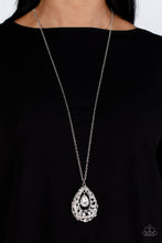 Load image into Gallery viewer, Paparazzi's Glitz and GLOW - White necklace
