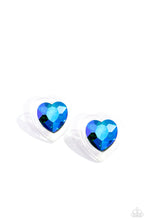 Load image into Gallery viewer, Paparazzi's Heart-Pounding Haute - Green post earrings ~ New Releases
