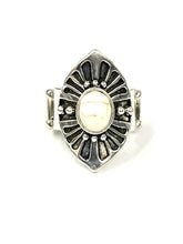 Load image into Gallery viewer, Paparazzi's Homestead For The Weekend - White ring
