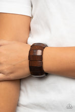 Load image into Gallery viewer, Paparazzi's Island Grind - Brown Wood bracelet

