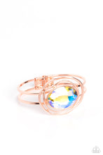 Load image into Gallery viewer, Paparazzi's Substantial Sorceress - Copper &amp; Iridescent bracelet ~ New Releases
