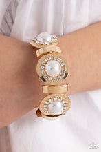 Load image into Gallery viewer, Paparazzi's Summer Serenade - Gold &amp; Pearl bracelet
