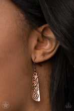 Load image into Gallery viewer, Paparazzi's Untamed - Copper necklace (Blockbusters)
