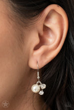 Load image into Gallery viewer, Paparazzi's Toast To Perfection - White Pearl necklace (Blockbusters)
