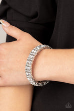Load image into Gallery viewer, Paparazzi's Mic Dropping Drama - White bracelet
