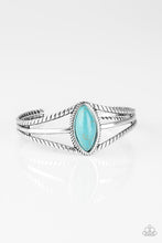 Load image into Gallery viewer, Paparazzi's Western Wanderer - Blue bracelet
