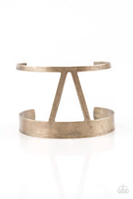 Load image into Gallery viewer, Paparazzi's Rural Ruler - Brass bracelet
