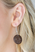 Load image into Gallery viewer, Paparazzi's Grand Turks Getaway - Brown Wood necklace
