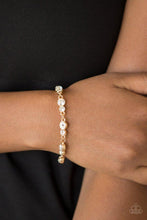 Load image into Gallery viewer, Paparazzi's Twinkle Twinkle Little STARLET - Gold bracelet
