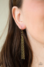 Load image into Gallery viewer, Paparazzi's Magic Potions - Brass necklace
