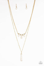 Load image into Gallery viewer, Paparazzi's Basic Groundwork - Gold necklace
