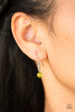 Load image into Gallery viewer, Paparazzi's Just Drop It! - Green necklace
