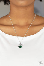 Load image into Gallery viewer, Paparazzi's Stylishly Square - Green necklce
