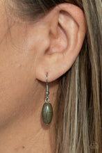 Load image into Gallery viewer, Paparazzi's Explore The E - Green necklace
