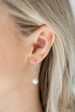 Load image into Gallery viewer, Paparazzi's High Heels and Hustle - White Pearl necklace
