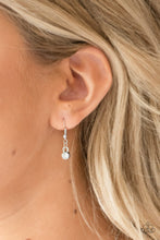 Load image into Gallery viewer, Paparazzi's Diva Dazzle - White necklace
