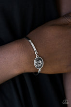 Load image into Gallery viewer, Paparazzi's Definitely Dashing - Silver bracelet
