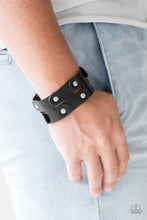 Load image into Gallery viewer, Paparazzi's Downright Desperado - black Urban Men bracelet
