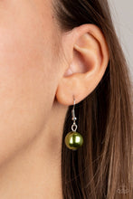 Load image into Gallery viewer, Paparazzi's All About Me - Green Pearl necklace
