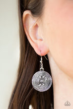 Load image into Gallery viewer, Paparazzi's Deserves A Medal - Silver necklace
