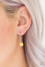 Load image into Gallery viewer, Paparazzi's Inde-PENDANT Idol - Yellow necklace
