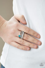 Load image into Gallery viewer, Paparazzi's The Overachiever - Blue ring
