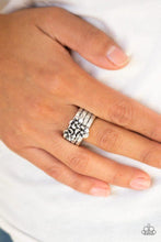 Load image into Gallery viewer, Paparazzi's This ISLAND Is Your ISLAND - Silver ring
