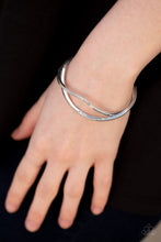 Load image into Gallery viewer, Paparazzi's Tropicana Temptress - Silver bracelet
