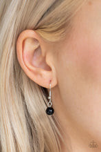 Load image into Gallery viewer, Paparazzi's Impressive Edge - Black necklace

