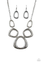 Load image into Gallery viewer, Paparazzi's Backstreet Bandit - Black necklace
