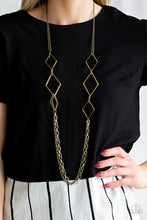 Load image into Gallery viewer, Paparazzi's Fashion Fave - Brass necklace
