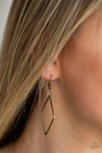 Load image into Gallery viewer, Paparazzi's Fashion Fave - Brass necklace
