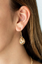 Load image into Gallery viewer, Paparazzi's Socialite Social - Gold necklace
