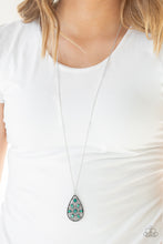 Load image into Gallery viewer, Paparazzi's Gala Glimmer - Green necklace
