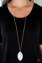 Load image into Gallery viewer, Paparazzi's Santa Fe Simplicity - White necklace
