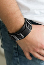 Load image into Gallery viewer, Paparazzi's Scout It Out - Black Urban Men bracelet
