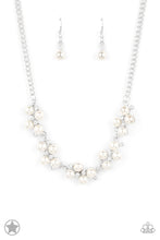 Load image into Gallery viewer, Paparazzi's Love Story - Pearl necklace (Blockbusters)

