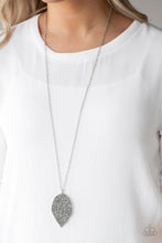 Load image into Gallery viewer, Paparazzi's Natural Re-LEAF - Silver necklace
