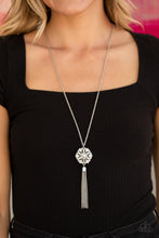 Load image into Gallery viewer, Paparazzi's Fine Florals - White Pearl necklace
